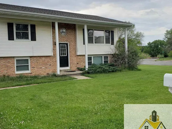 1366 Field Ct #1366, Mount Horeb, WI 53572