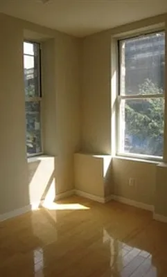 Rented by Acacia Realty | media 9