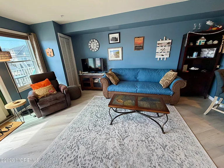 1810 Central Ave #11 — Photo 12