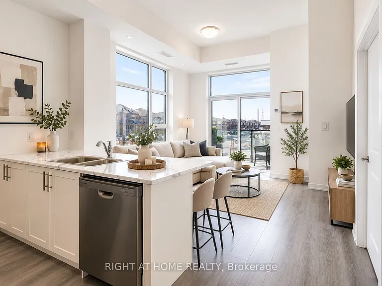 470 Dundas St E #112 — Photo 4
