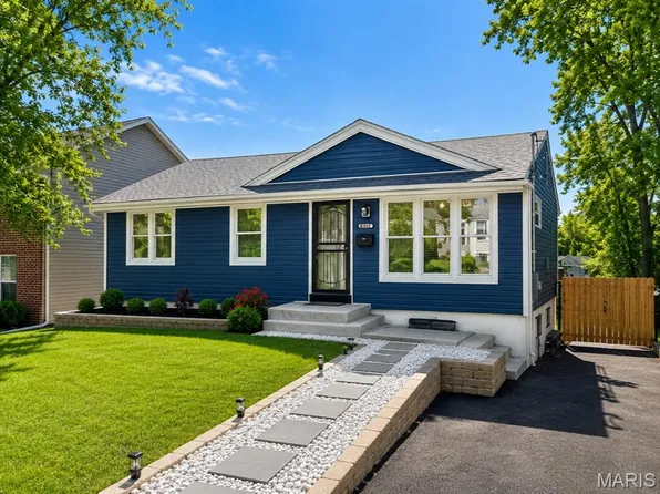 6107 Hancock Ave, Berkeley, MO 63134