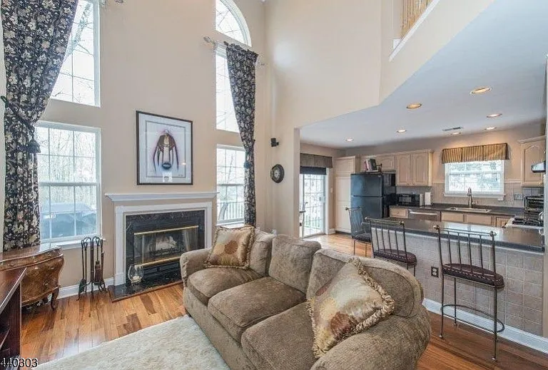 84 Constitution Way — Photo 5