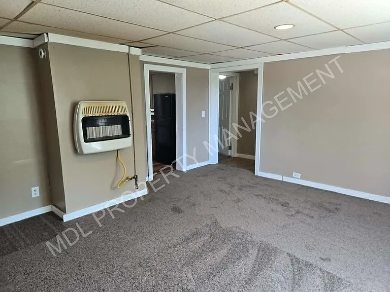 401 Litchfield — Photo 2