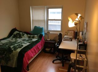 147 N 9th St, Philadelphia, PA 19107