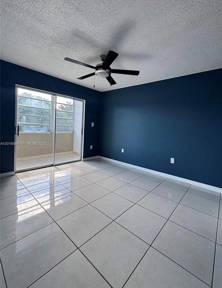 Ro-Mont South Condo Mnpq — Photo 3