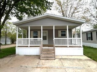 7055 Quarry Rd #236, Amherst, OH 44001