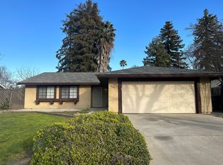 3044 S Giddings St, Visalia, CA 93277