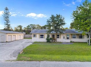 1481 Lemon Bay Dr, Venice, FL 34293