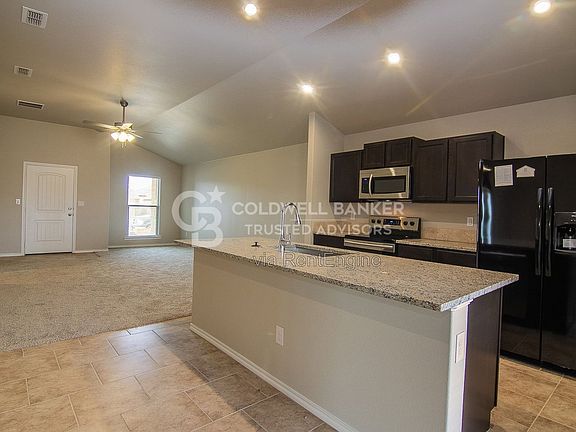 5th image of 13316 Vernon Ave