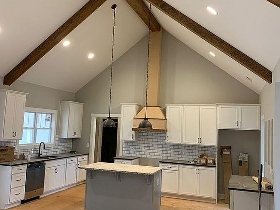 2nd image of 5770 Ironwoods Dr