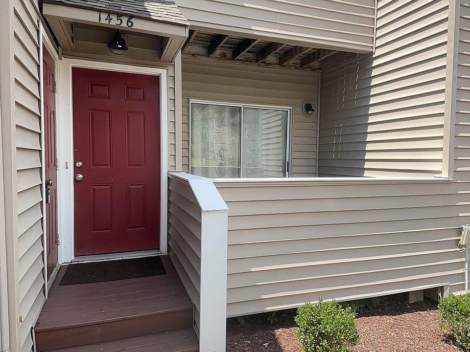 1st image of 1456 Bradley Dr