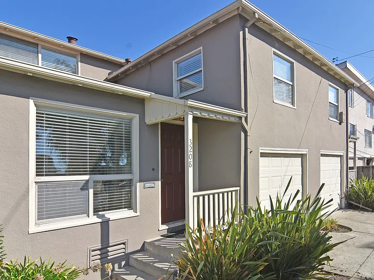 3208 Yosemite Ave — Photo 1