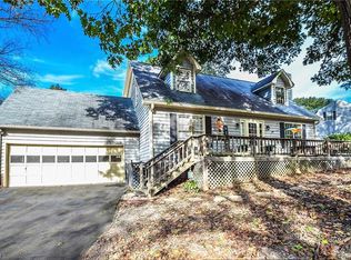 6055 Hedgerow Cir, Clemmons, NC 27012