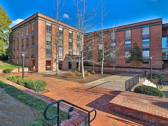 2nd image of 1400 Kenesaw Ave Building 13N-1E