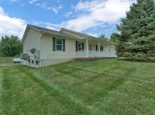 205 W Bend Ln, Labadie, MO 63055