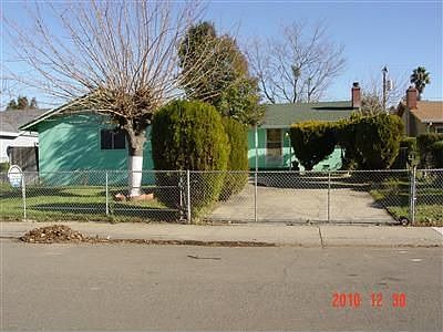 2nd image of 3176 Kinnaird Way