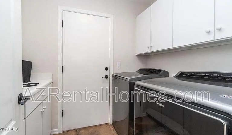 1883 E Dava Dr — Photo 36