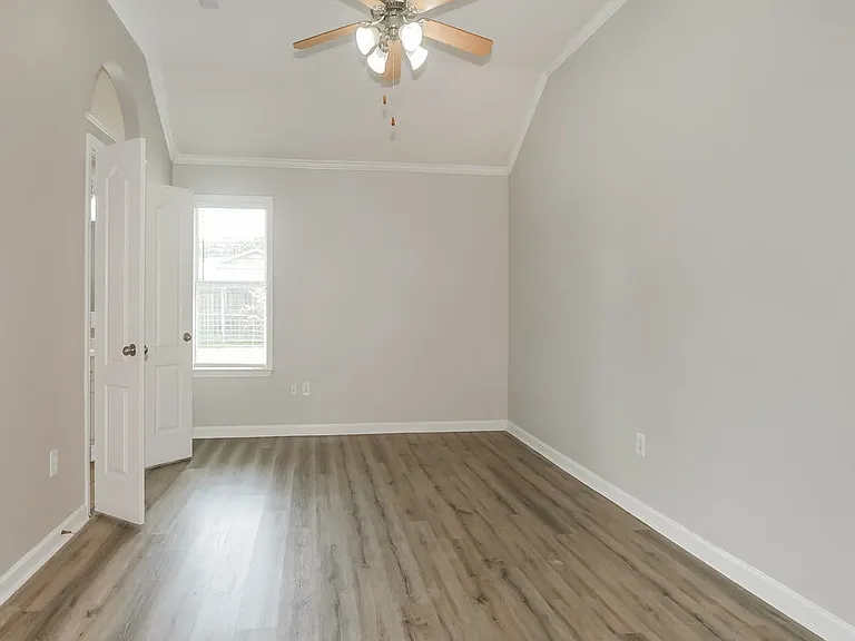 6181 Braybourne Main — Photo 15