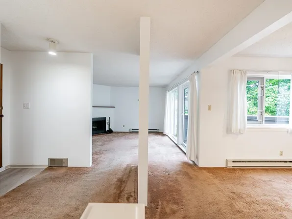 1304 W 7th Ave, Vancouver, BC V6H 3W5