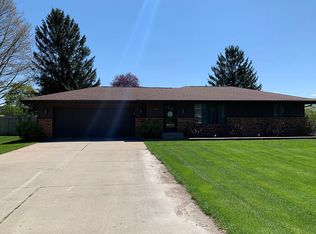 16250 7th St, Pecatonica, IL 61063