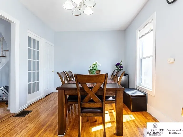 469 Salem St — Photo 5
