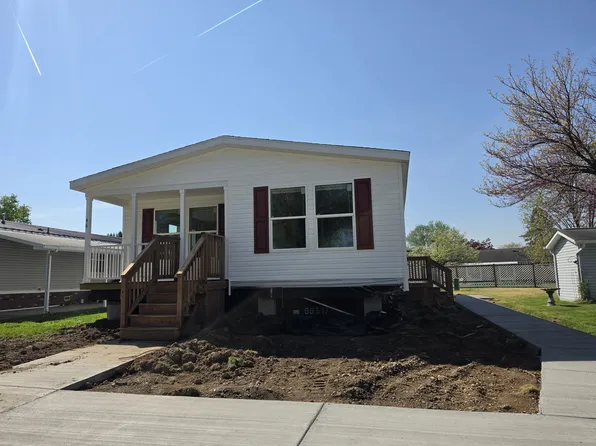 46 C St #46, Navarre, OH 44662