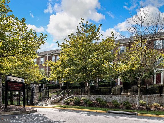 5th image of 2175 Potomac Club Pkwy #11