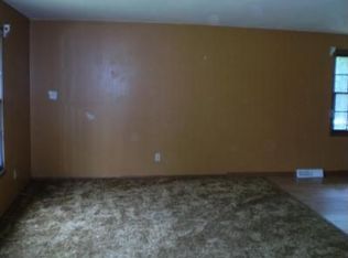 113 W Fransee Ln, Saukville, WI 53080