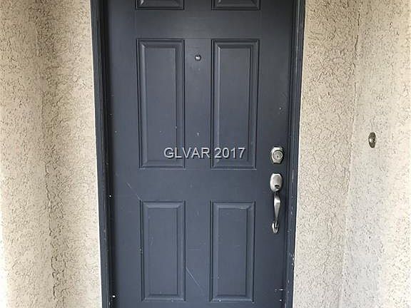 2nd image of 194 Gilliflower Ave #0