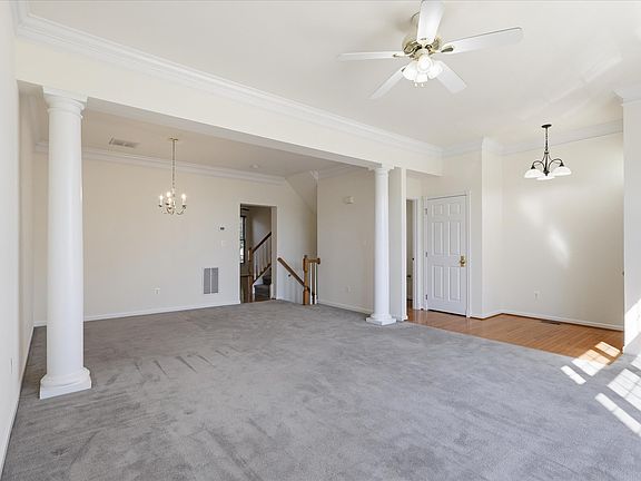5th image of 25828 Kirkwood Sq