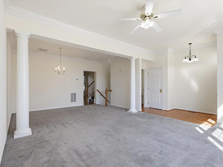 25828 Kirkwood Sq — Photo 5