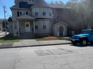 37 Alvarado Ave APT 3, Worcester, MA 01604