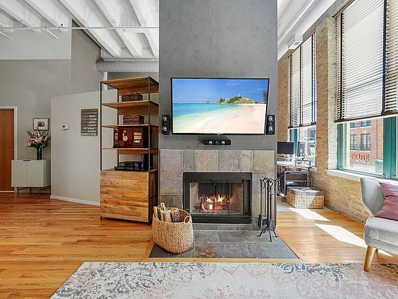 4th image of 3151 N Lincoln Ave APT 215