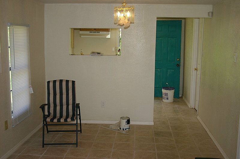 2nd image of 2461 Dolarway St