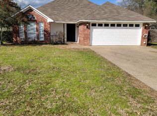101 Watercrest Dr, Whitehouse, TX 75791