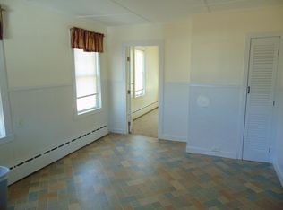 10 Elder Ave APT 1, Kingston, MA 02364