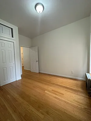 Rented by Peter R. Hungerford, LREB | media 40