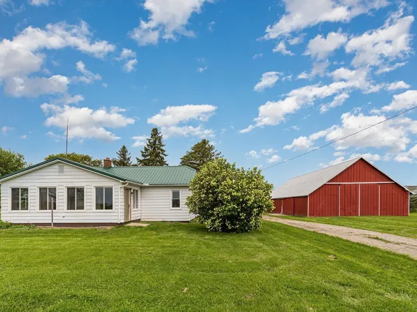 7239 E Rosebush Rd, Mount Pleasant, MI 48858