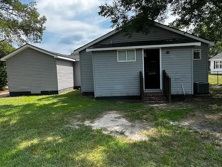 124 Tyler Rd — Photo 16