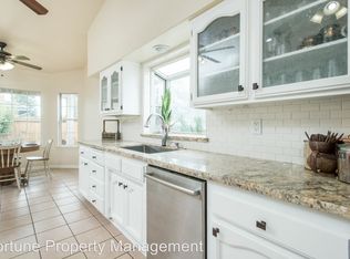 1976 Gomez Ave, Tulare, CA 93274
