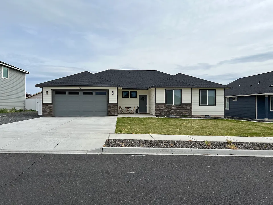 217 N Gold Cup Dr