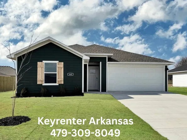 560 Riggs St, Prairie Grove, AR 72753