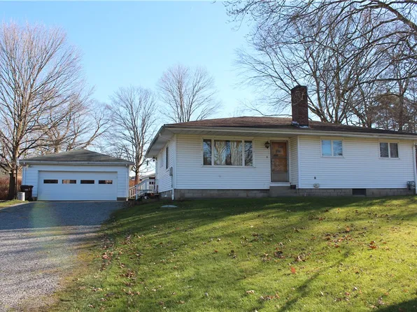 44 McMillan Rd, Mercer, PA 16137
