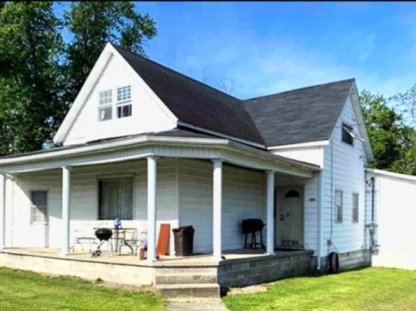 205 N Mill St, Winslow, IN 47598