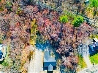 5th image of 55 Lafayette Rd