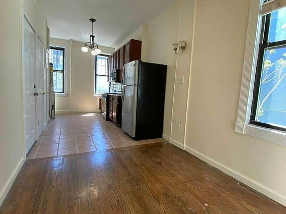 2nd image of 565 4th Ave #B2