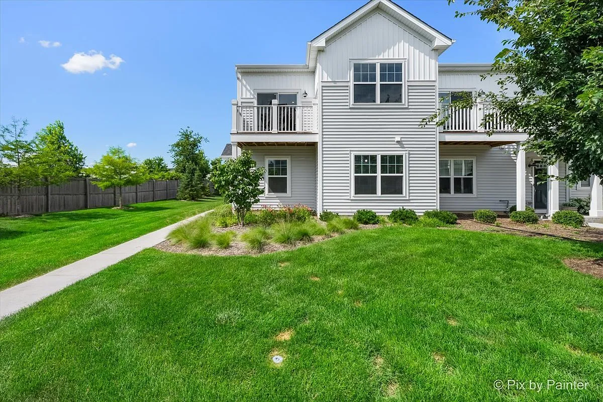 3 bed, 1577 sqft, $2,900 — Photo 3