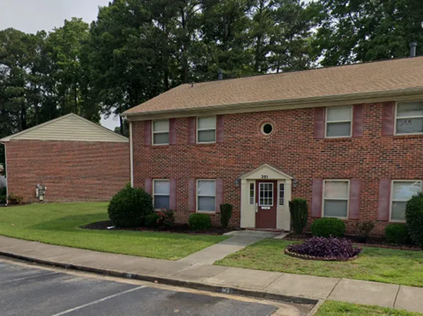 Wendwood Square Apartments