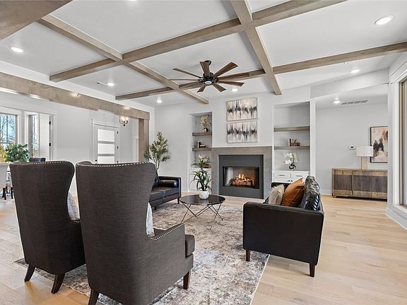5th image of 21161 Silent Oak Dr