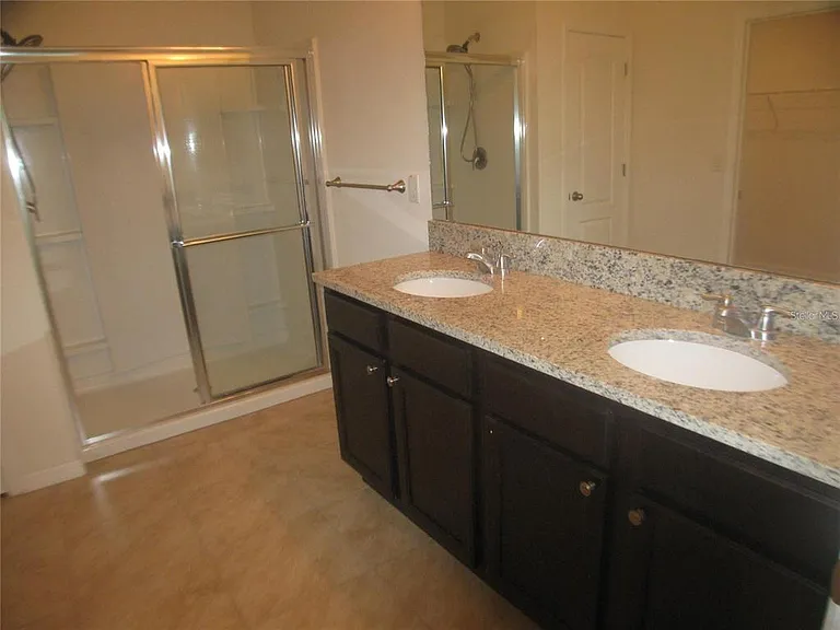 599 Autumn Stream Dr — Photo 13